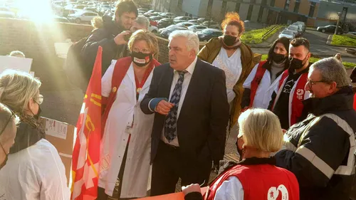 Hôpital: la CGT interpelle le maire sur la souffrance des agents et...
