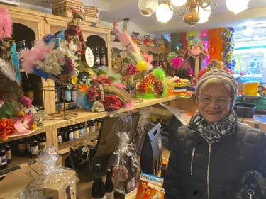 Des chapeaux de carnaval uniques disponibles dans plusieurs points...