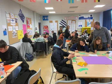 Une vingtaine de jeunes ukrainiens accueillis au lycée Jean Bart