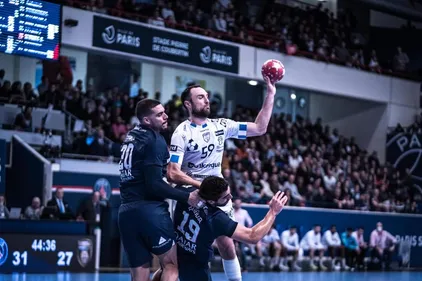 Dunkerque résiste puis craque face au PSG