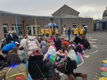 Comme les maths et le français, le carnaval ça s’apprend à l’école