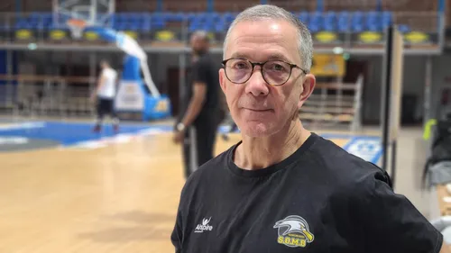 Après 4 victoires d'affilée, le SOMB joue son maintien direct face...