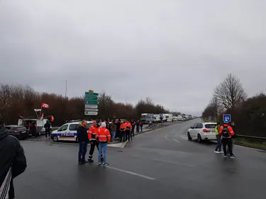 Réforme des retraites : l'intersyndicale audomaroise va bloquer des...