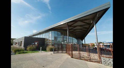 Le Portel: des jeunes filles des quartiers racontent leur vie face...