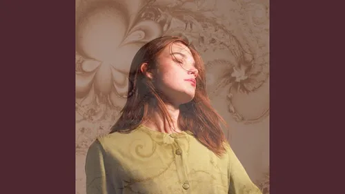 Son tout neuf du jour : Louise Combier