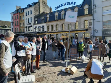 Contre l'euthanasie, le collectif "Soulager mais pas tuer" s'est...