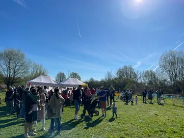 Des centaines d’enfants attendus à la chasse aux œufs des Kiwanis à...