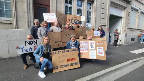 Boulonnais: des profs de Cazin et Giraux-Sannier en grève contre la...