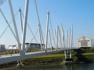 La passerelle du FRAC est à nouveau ouverte au public