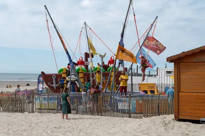 Le Portel: depuis 13 ans, le club de plage donne le sourire aux...