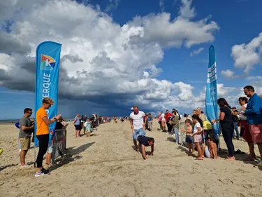 Dunkerque : Championnat de France de brouette humaine, épreuve...
