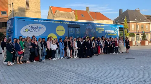 Une quarantaine de femmes partent à la découverte de l'industrie......