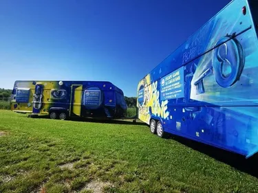 Dans un bus, un sous-marin, en plein Noël, Escape Land vous plonge...