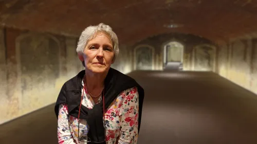 Boulogne : de mystérieuses taches roses dans la crypte continuent...