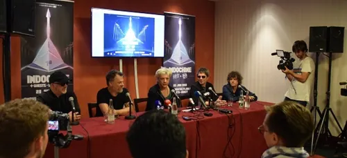 PHOTOS. Indochine en conférence de presse avant son concert au...
