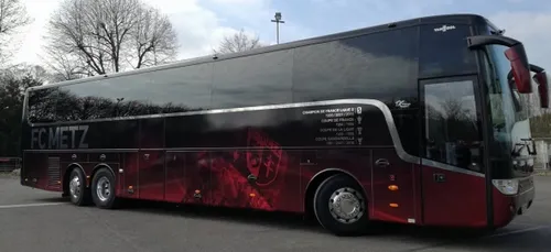 Le FC Metz présente son nouveau car