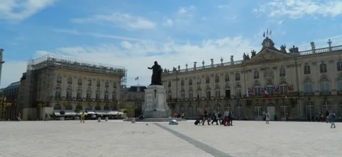 La place Stanislas illuminée en orange vendredi