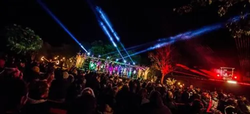 Parc de Sainte-Croix : Le nouveau grand spectacle nocturne "Le...