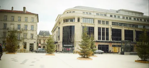 Nancy : la piétonne projetée au sol par le vent est décédée