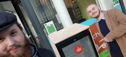 Le premier “frigo solidaire”, rue Saint-Georges à Nancy