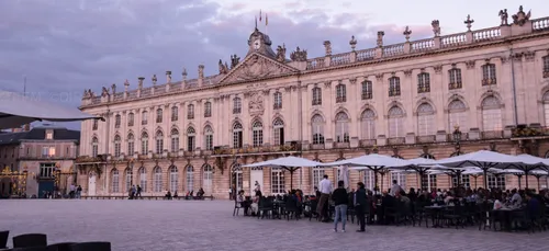 Nancy: découverte d'une Croix Gammée Place des Justes