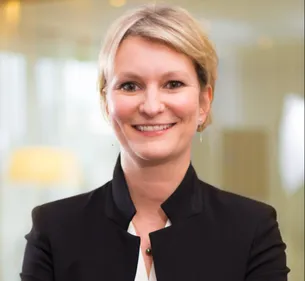 Football: HÉLÈNE SCHRUB sur la liste de Noël LE GRAET