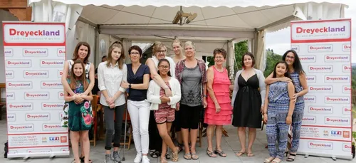 Election duo Mère-Fille  - Ferme Auberge Le Boenlesgrab