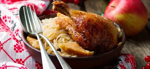 FAISAN SUR LIT DE CHOUCROUTE