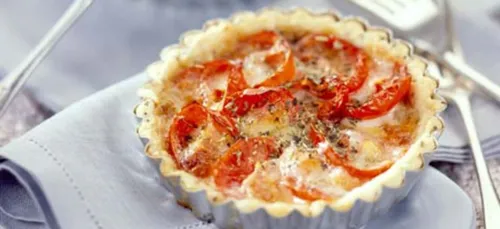 TARTE TOMATES ET CANTAL