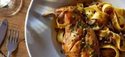 LAPIN AU CURCUMA ET AIL