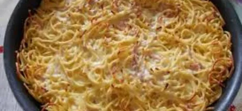 GÂTEAU DE SPAGHETTIS AUX CAROTTES