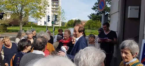 LES DÉFENSEURS DU DROIT D'ASILE CHEZ LE DÉPUTÉ