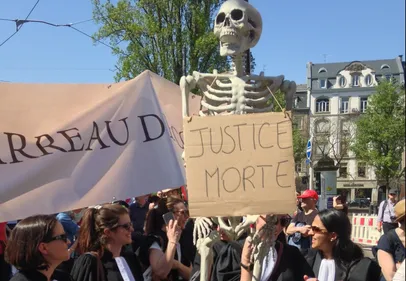 L'ESSENTIEL DE L'ACTU | La convergence des luttes prend ses marques