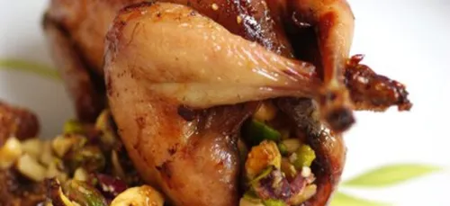 CANARD AU MIEL AMANDES ET PISTACHES