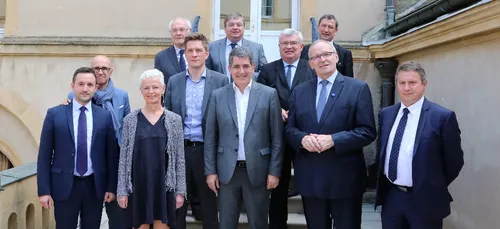 LES PRÉSIDENTS DE DÉPARTEMENTS CHEZ LE PRÉSIDENT DE RÉGION