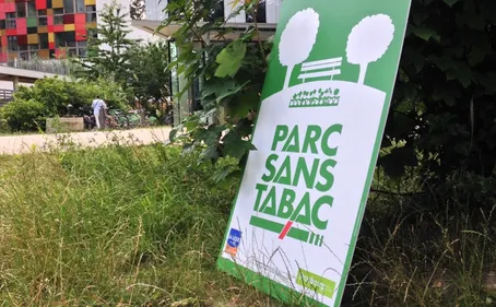TABAC | La cigarette bientôt bannie de tous les parcs et espaces...
