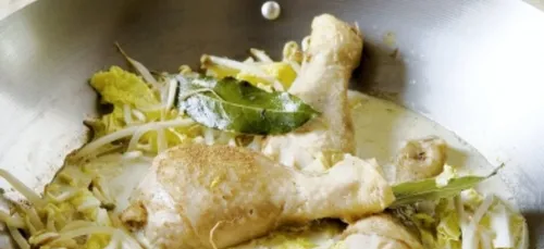 Wok de poulet au soja et chou blanc