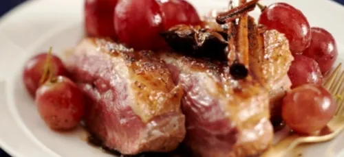 Magret aux raisins et aux épices