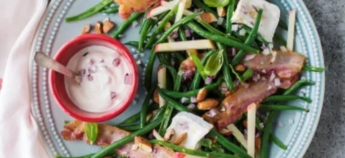 Salade de haricots verts au chèvre et bacon