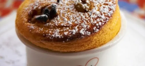 Soufflé au potiron, raisins et noix