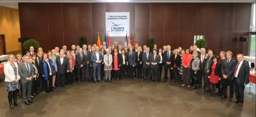 COLLECTIVITÉ UNIQUE | Premiers pas et premiers contacts