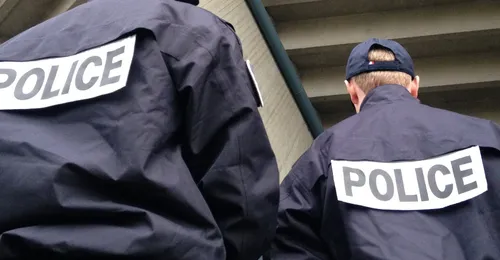 FUSILLADE / Au moins 2 morts et 11 blessés - La traque du tireur...