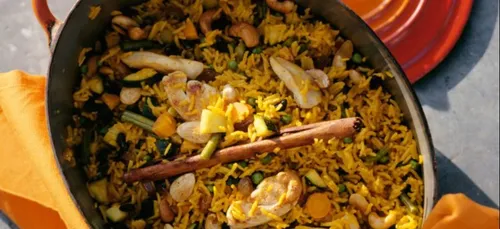 Risotto au poulet, carottes et courgettes