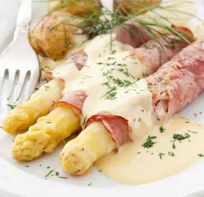 Asperges poêlées façon meunière