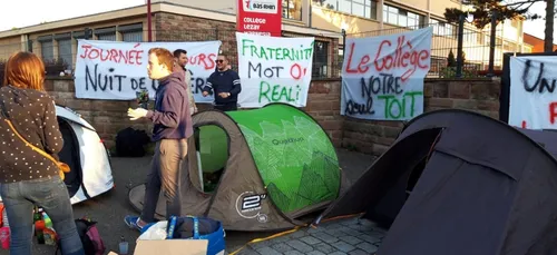 STRASBOURG | Des enseignants dorment devant leur collège pour...