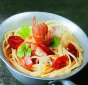 Pâtes aux langoustines et au chorizo