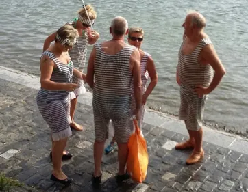 LE RHEINSCHWIMMEN TOMBE A L'EAU