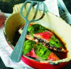 Rougets en papillotes de basilic