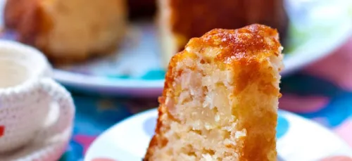Gâteau au yaourt, à la banane et à la poire