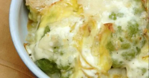 Tartiflette de chou-fleur au saint-marcellin et jambon cru